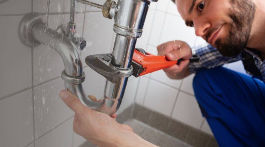 Expert burst pipe repair services in Crandall, GA